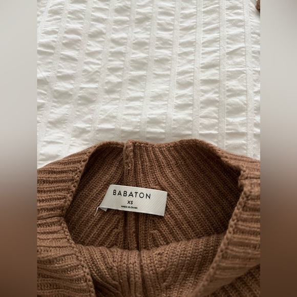 Aritzia Babaton Chalmers sweater - Picture 6 of 10